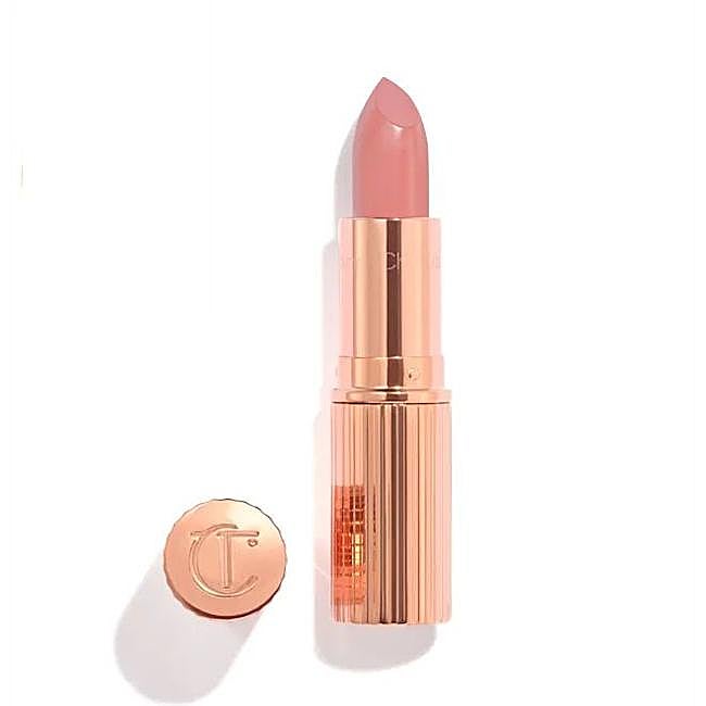 Pillow Talk Fair K.I.S.S.I.N.G Lipstick de Charlotte Tilbury. Precio: 37 euros