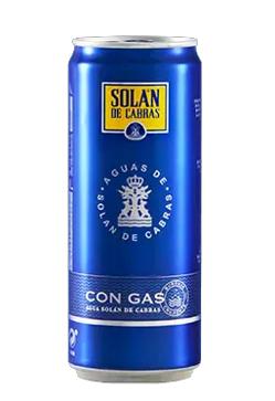 Imagen secundaria 2 - Cóctel sin alcohol de fresas con agua con gas de Solán de Cabras.