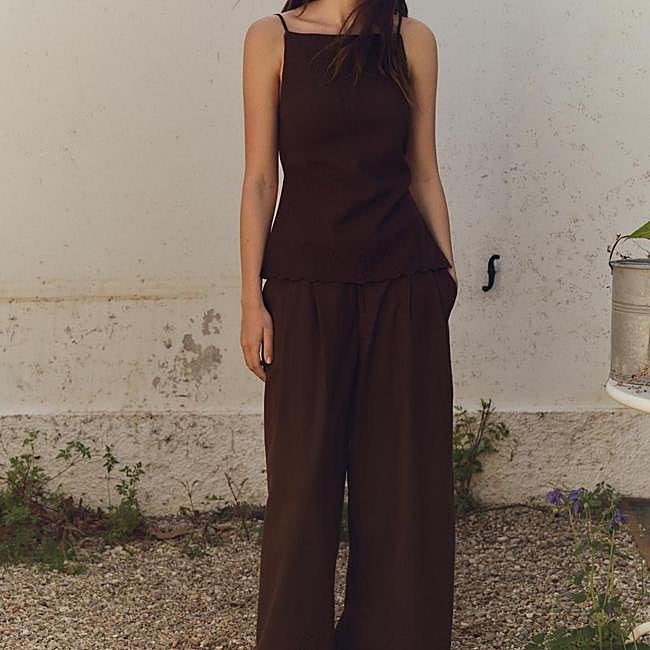 Conjunto rústico marrón chocolate