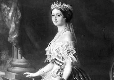 El fabuloso joyero de Eugenia de Montijo que ha llegado a los Alba: diamantes, tiaras y la cruz de esmeralda andina