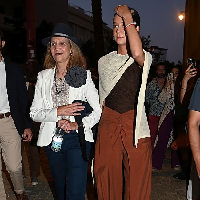 La infanta Elena y Victoria Federica, en su última aparición en los toros, en Jerez de la Frontera.
