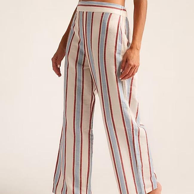 Pantalones con rayas tobilleros