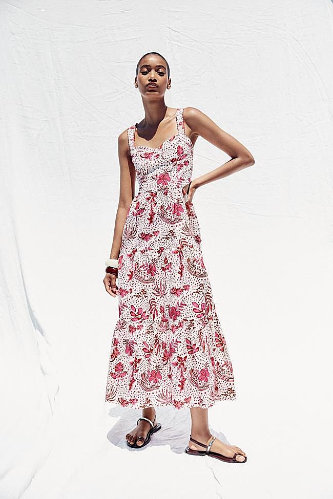 Vestido estampado de Zara (39,99 euros)