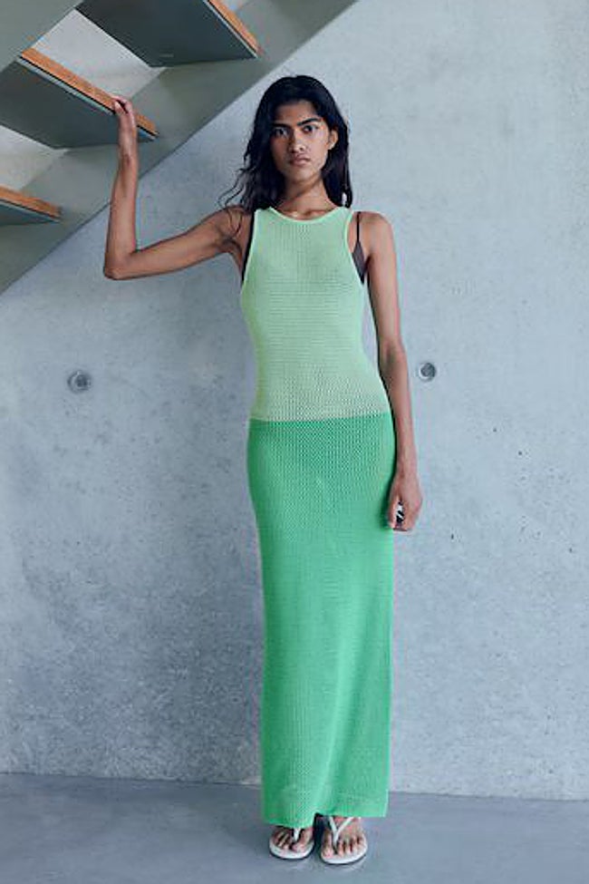 Vestido largo verde.