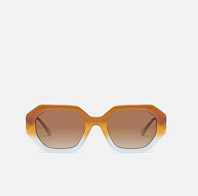 Gafas de sol con efecto degradado de Multiópticas (49 euros).