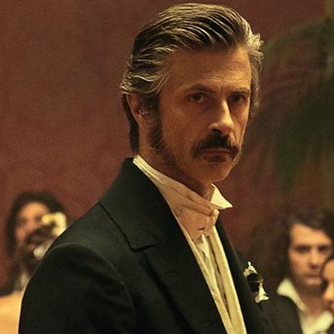 Kim Rossi Stuart caracterizado como el mítico Príncipe de Salina.