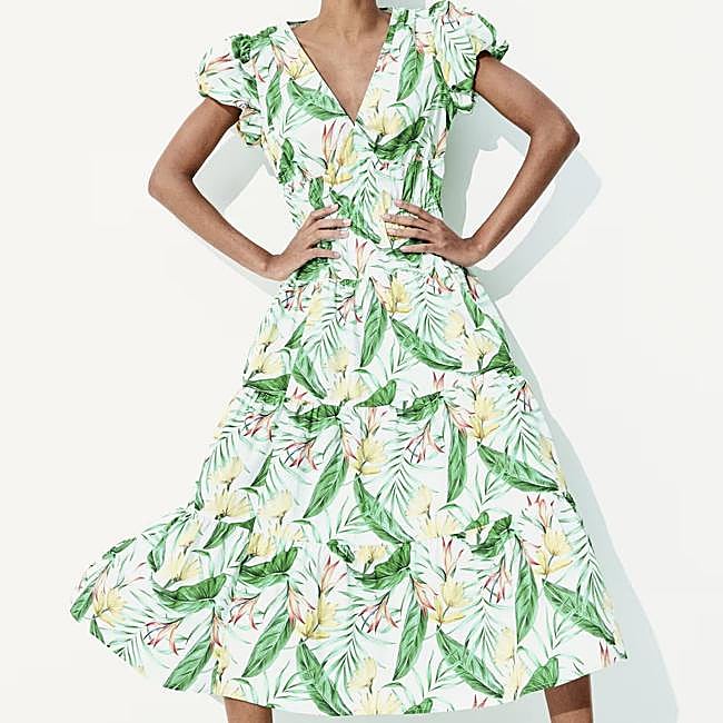 Vestido con estampado tropical