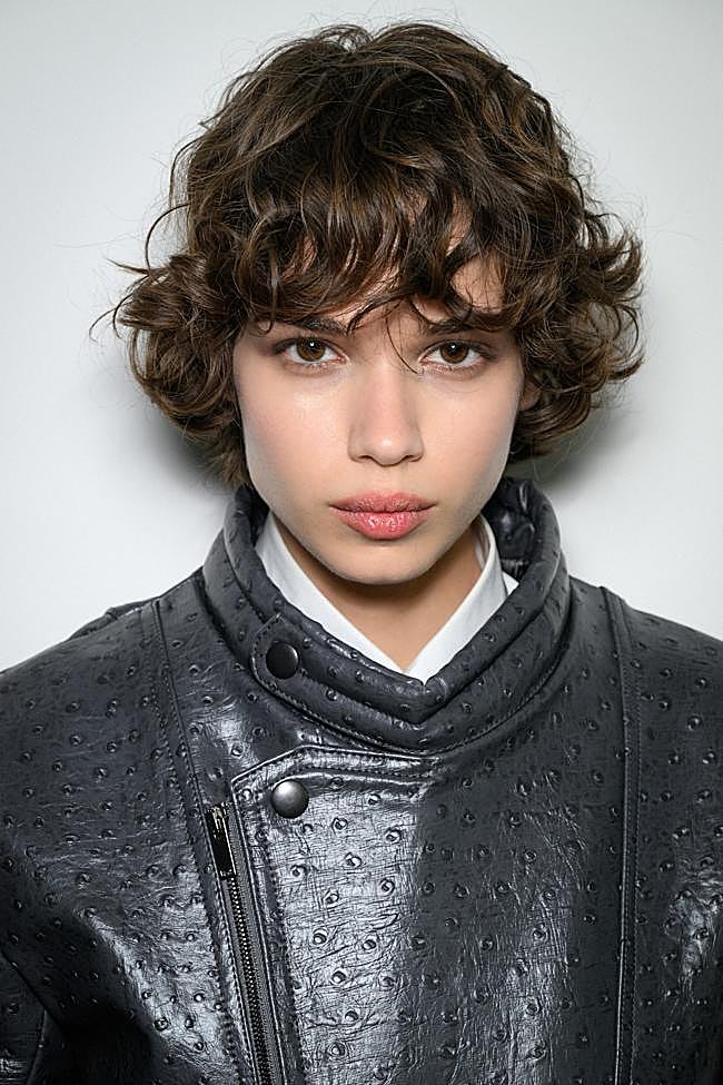 Un corte de pelo shaggy a capas.