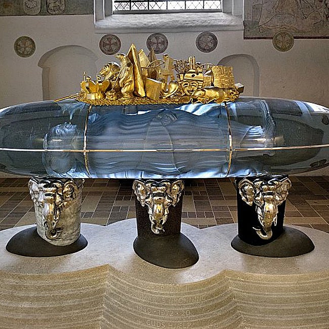 El sarcófago de Margarita II en la catedral de Roskilde.