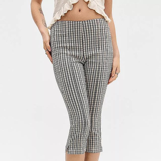 Pantalón de cuadros de Urban Outfitters, 35 euros.