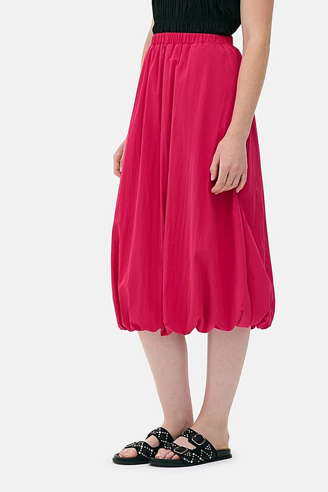 Falda midi elástico.