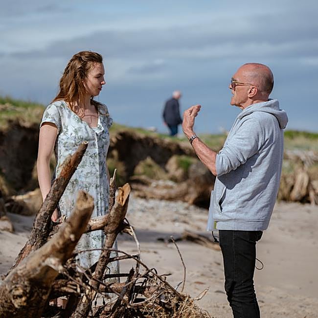 Jodie Comer y Danny Boyle en un momento del rodaje de 28 días después.