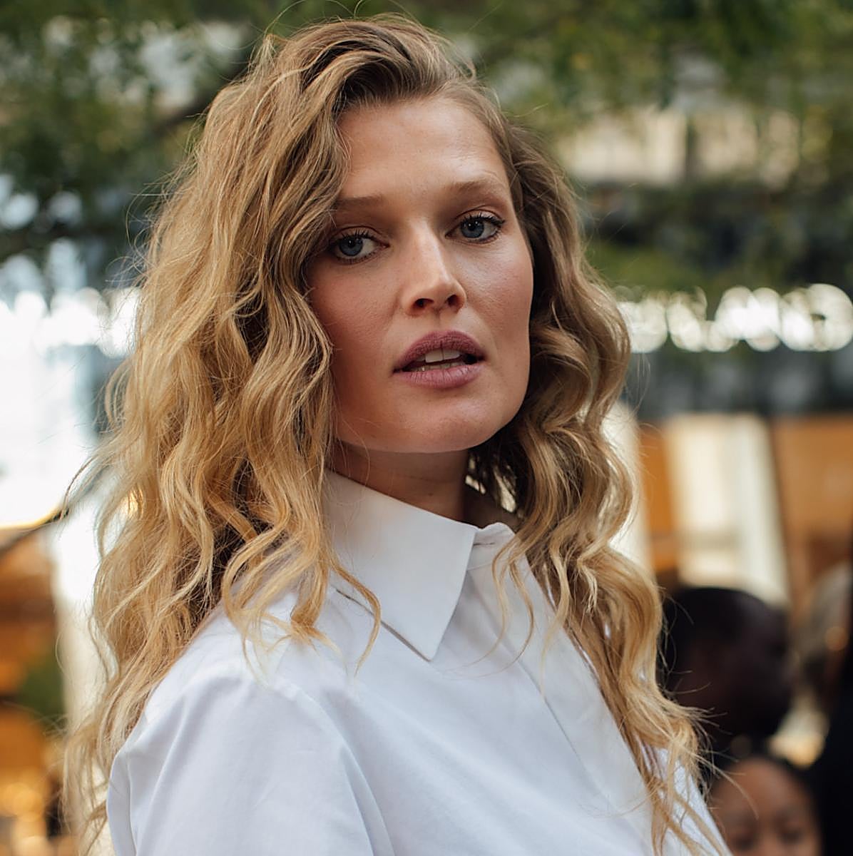 Consejos de tricólogo para cuidar tu cabello en verano: salud capilar garantizada.