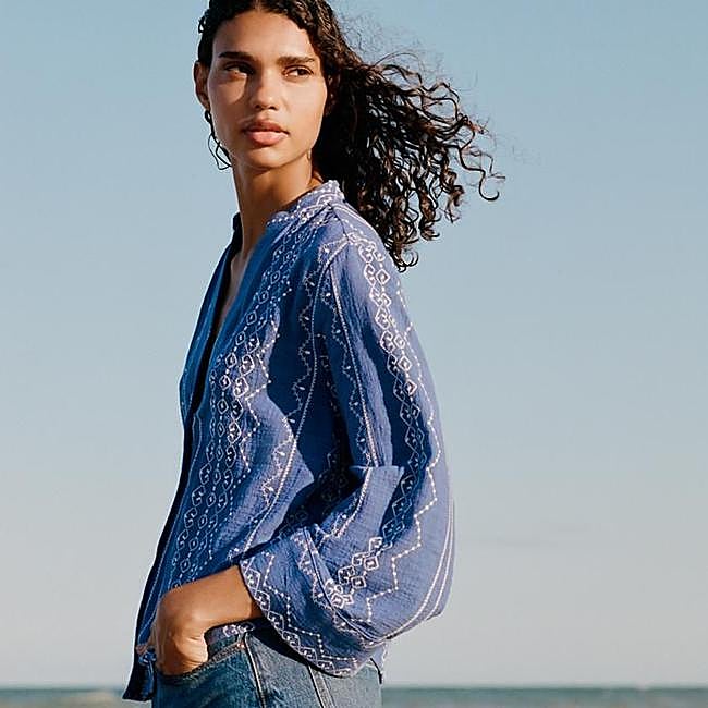 Blusón relaxed fit bordado