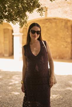 Imagen secundaria 2 - Grace Villarreal, María F. Rubíes y Melissa Villarreal, vestidas con la colección de Simorra.