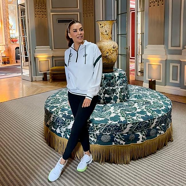 Eva Longoria con un look deportivo.