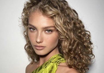 Estos son los 5 cortes de pelo rizado tendencia para verano que pedirás en tu próxima visita a la peluquería
