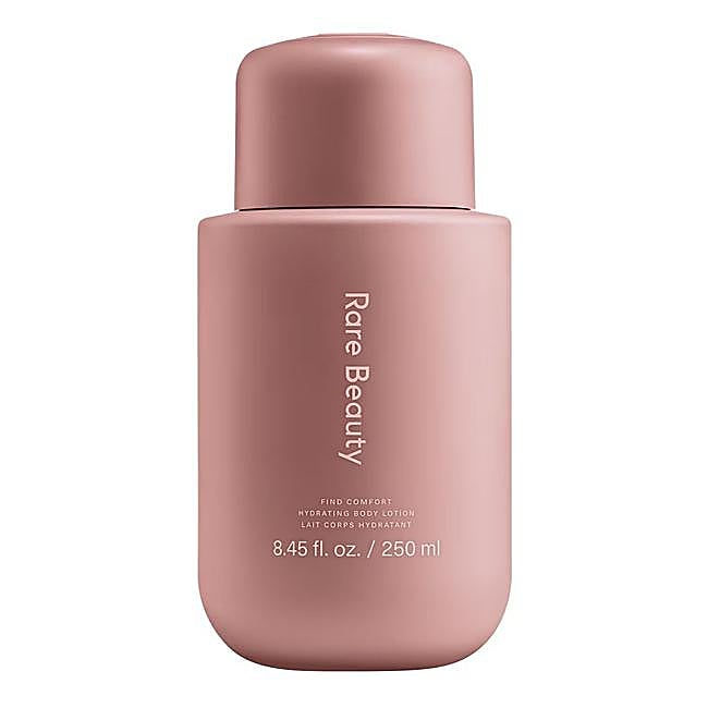 Find Comfort Hydrating Body Lotion de Rare Beauty. Precio: 17 euros