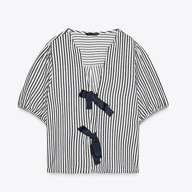 Camisa de rayas de Zara (25,99 euros)