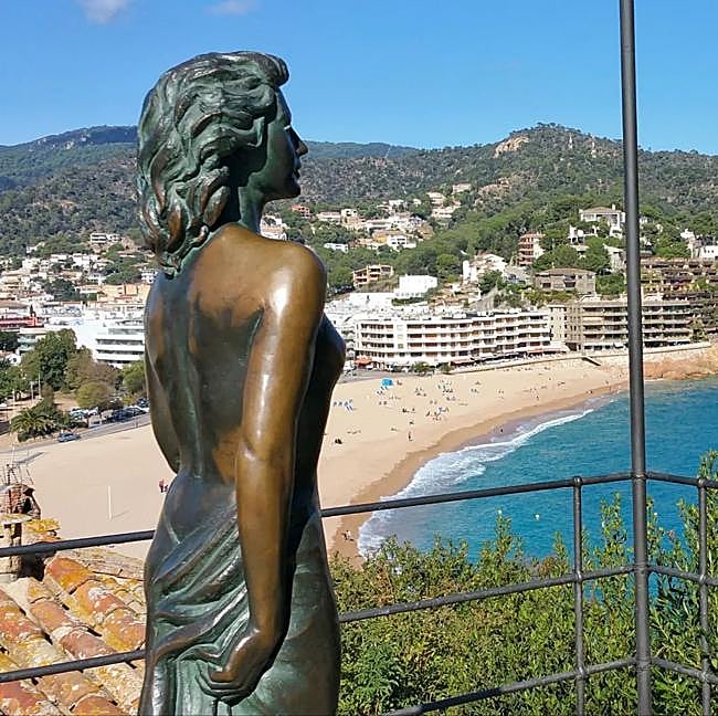 Escultura de Ava Gardner en Tossa de Mar