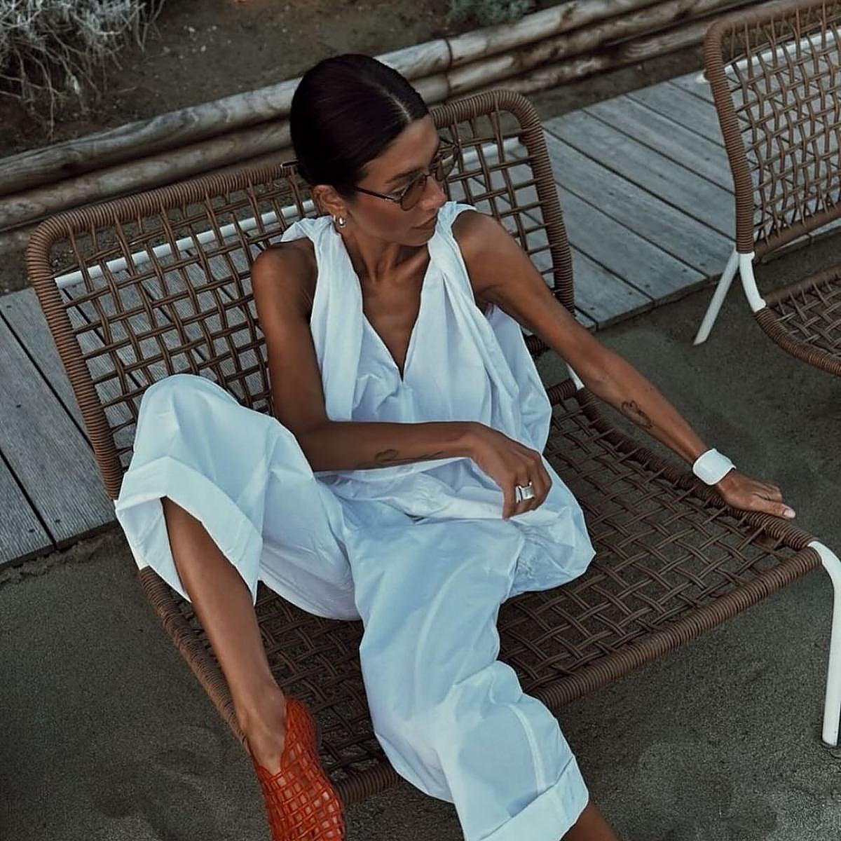 Las jelly shoes se han convertido en la alternativa favorita para el verano: cómodas, frescas y combinables con todo.