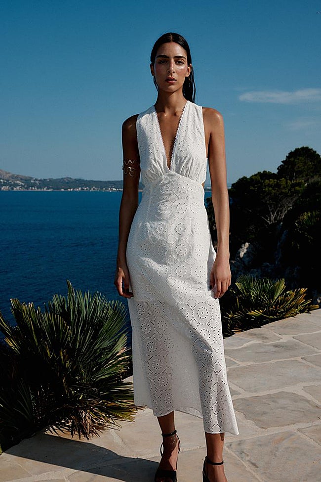 Vestido midi bordados.