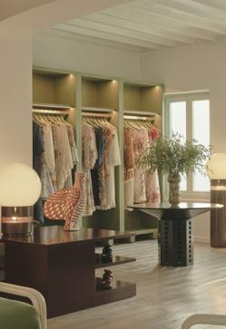 Imagen secundaria 2 - La nueva boutique de Zimmermann en Mykonos.