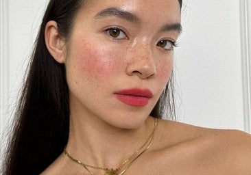Los mejores lip stain o tintes de labios peel off para un maquillaje natural y duradero en verano