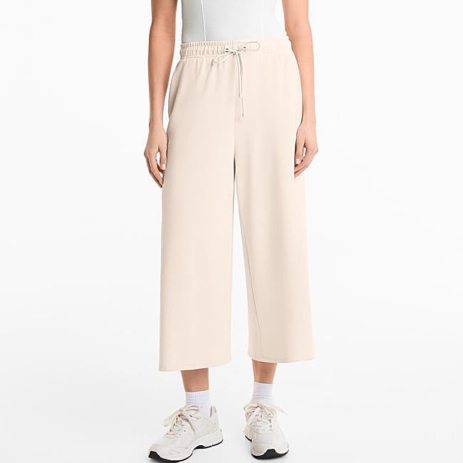 Pantalón crop ancho con modal tacto suave (29,99€)