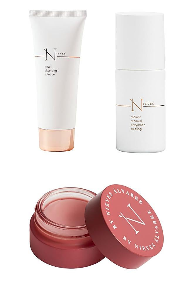 1. Limpiador facial Total Cleasing Solution (32,99 euros). 2. Radiant Renewal Enzymatic Peeling. (44,99 euros). 3. Sos Lip Recovery Mask. (29,99 euros). Todo de NIEVES by Nieves Álvarez.