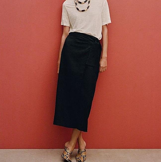 Falda pareo de lino color negro