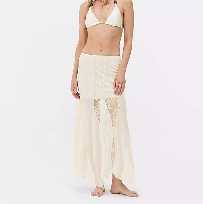 Falda de encaje con forro