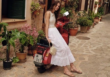 Las novedades de Sfera de la semana: prendas bordadas, bikinis de vichy y collares marinos para el verano