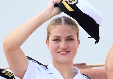 La princesa Leonor a bordo del Juan Sebastián Elcano.