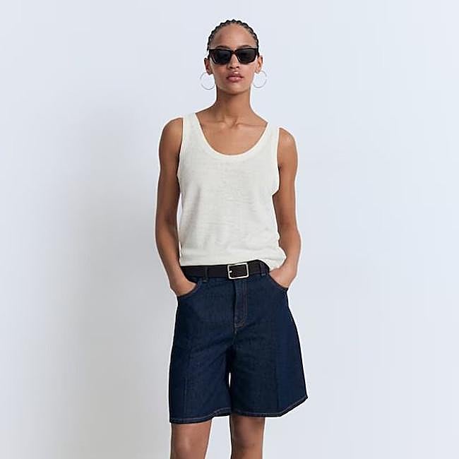 Camiseta de lino blanca con tirantes