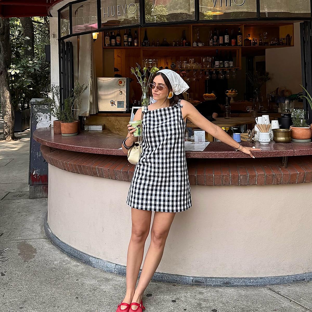 Las francesas dominan el estilo veraniego como nadie. Estos son los seis básicos que siempre repiten.