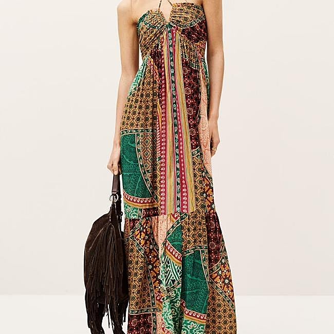 Vestido vaporoso estampado de ba&sh, 142,50 euros.