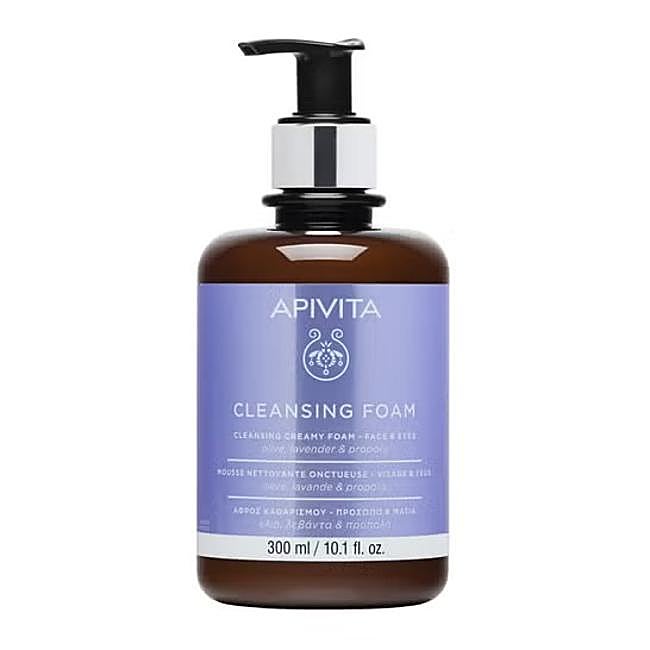 Apivita Espuma Limpiadora con Oliva y Lavanda.