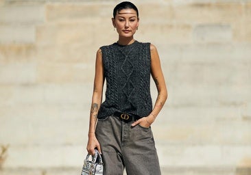 ¿Vaqueros en verano? Cómo combinarlos para seguir llevando este básico en looks fresquitos