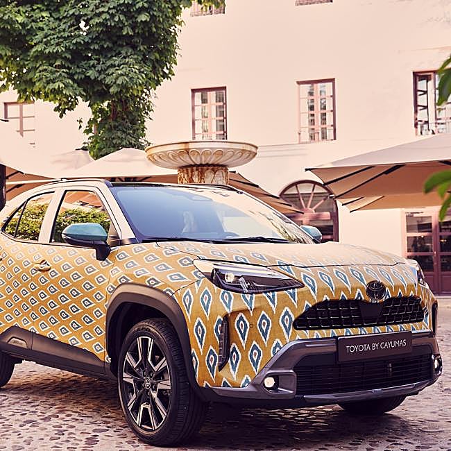 El Toyota Yaris Cross by Cayumas fue el centro de atención de la fiesta que se celebró en el Hotel Meliá Palacio de los Duqes.