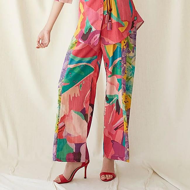 Pantalones estampados multicolor