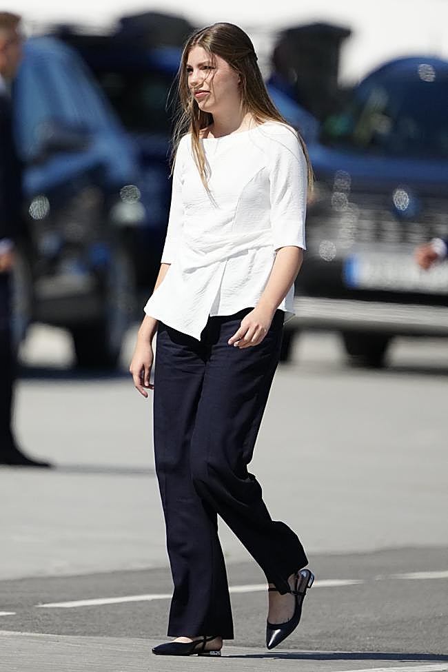 La infanta Sofía en Marín.