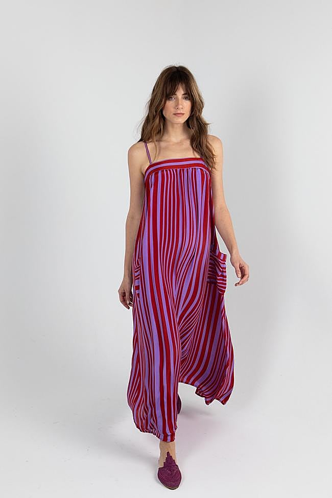 Vestido con estampado de rayas y tirantes regulables de Las de la Isla.