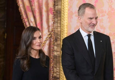 Los reyes Felipe y Letizia se adaptan a los nuevos tiempos.