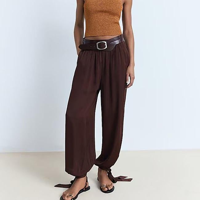Pantalones bombachos fluidos con lazos