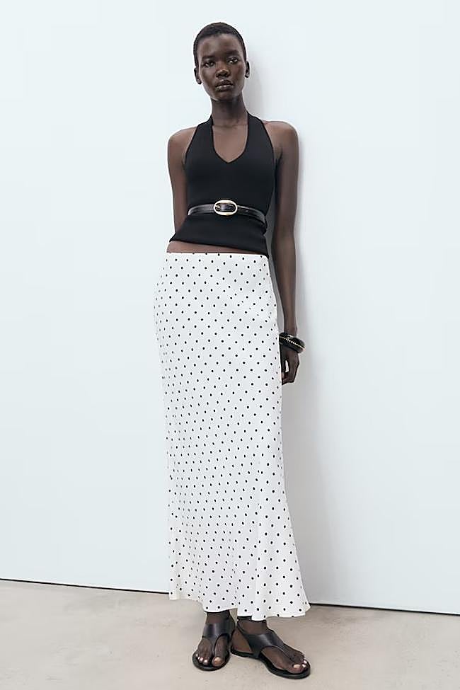 Falda estampada de Zara (29,99 euros)