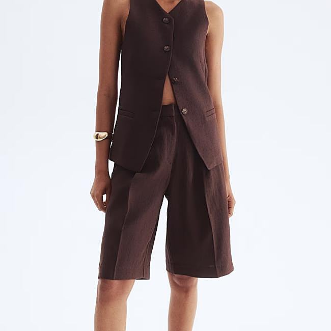 Bermuda marrón de H&M, 27,99 euros.