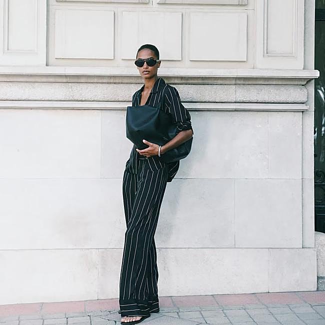 Pantalón largo de rayas