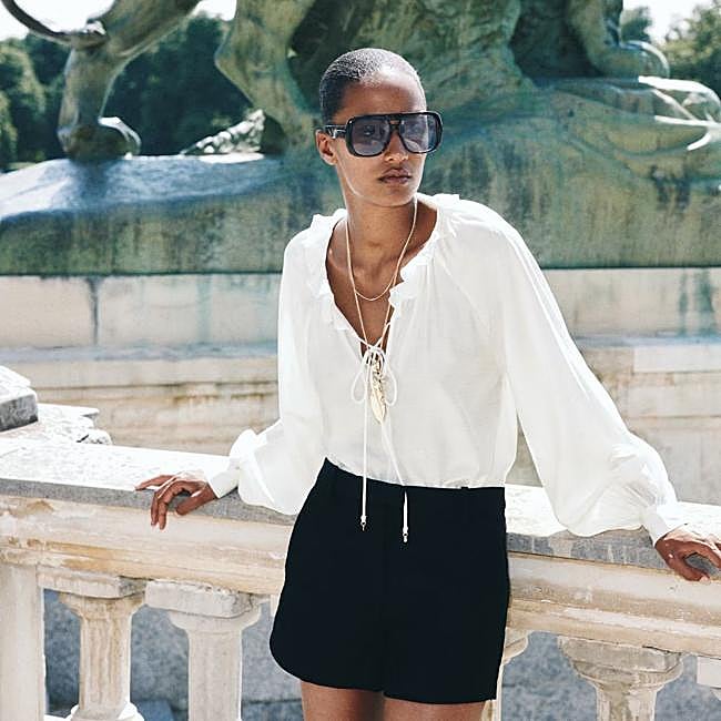 Blusa fluida con volantes