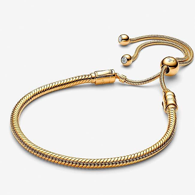 Pulsera ajustable en oro de Pandora.